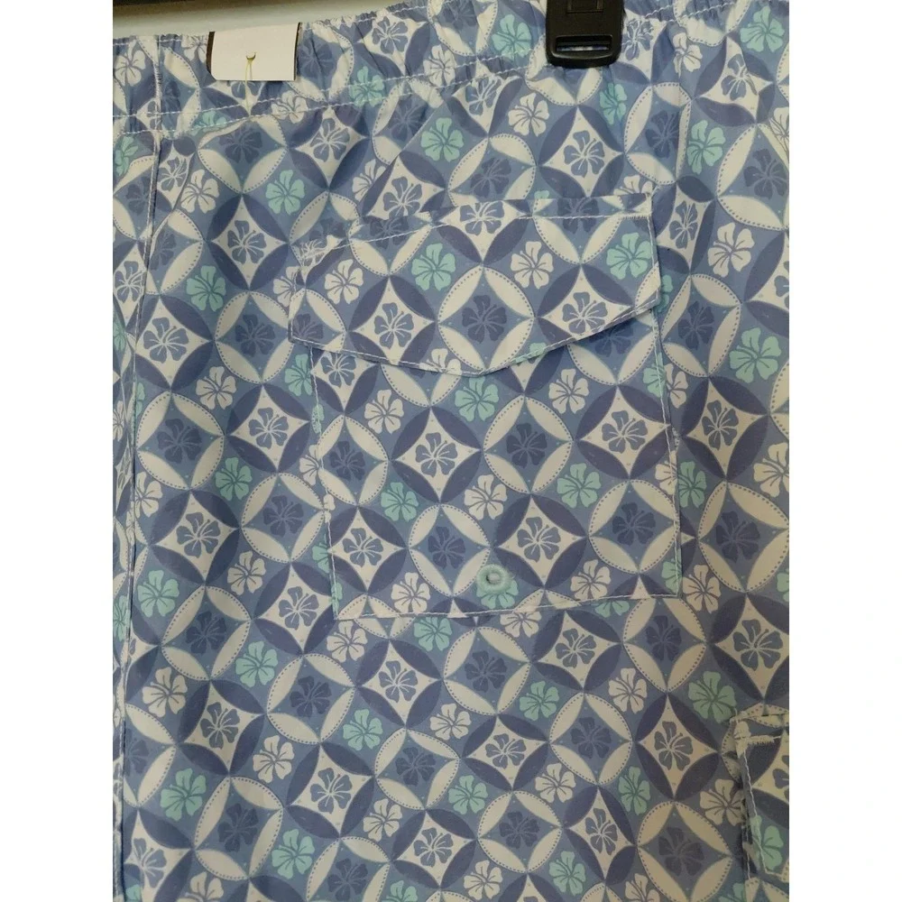 Tommy Bahama Relax Hawaiian Cargo Board Shorts Mens‎ Large Blue Lined Preppy